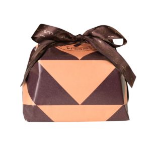 Panettone Vegan con Olio Extra Vergine di Oliva e Cubi di Cioccolato